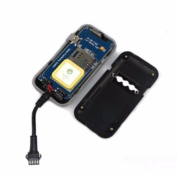 TK110 Car GPS Tracker GSM / GPRS / GPS Quad Band Tracking Device