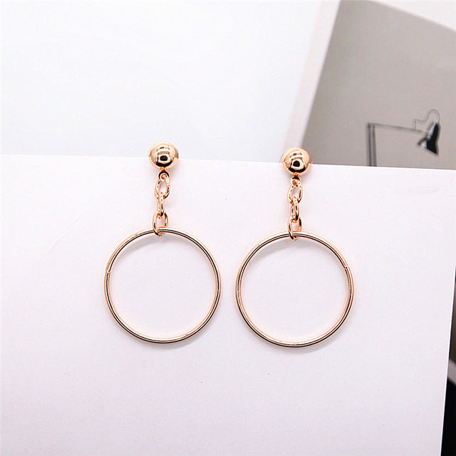 Fashion jewelry accessories hollow Circle design d earring best gift for lover's girl wholesale e0443